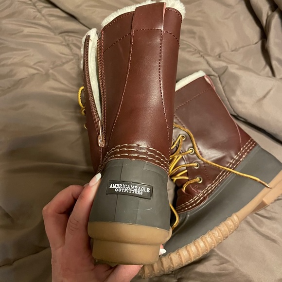 American eagle duck boots - Picture 3 of 5